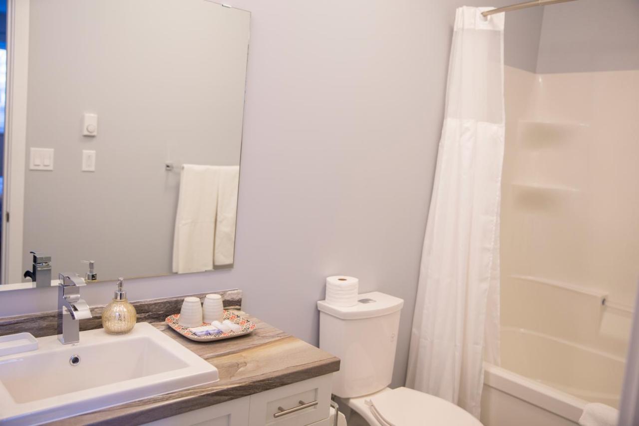 Downtown Whitehorse 4 Bedrooms Deluxe Condo Exterior foto